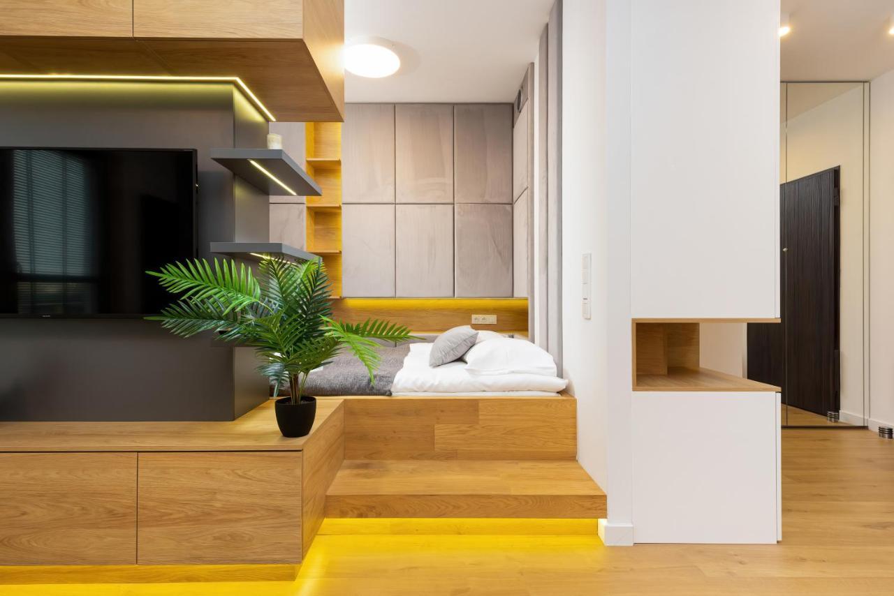 Apartment City Center Grzybowska By Renters Prestige Varsavia Esterno foto